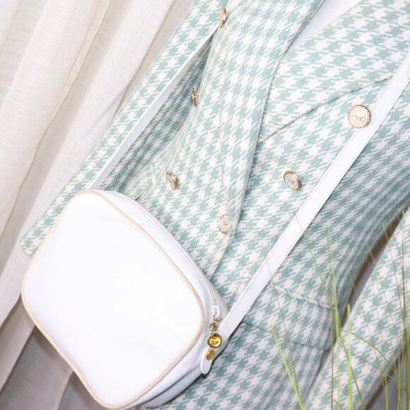 SALVATORE FERRAGAMO | Leather Crossbody Bag | Gold-Tone Hardware - Picture 9 of 10